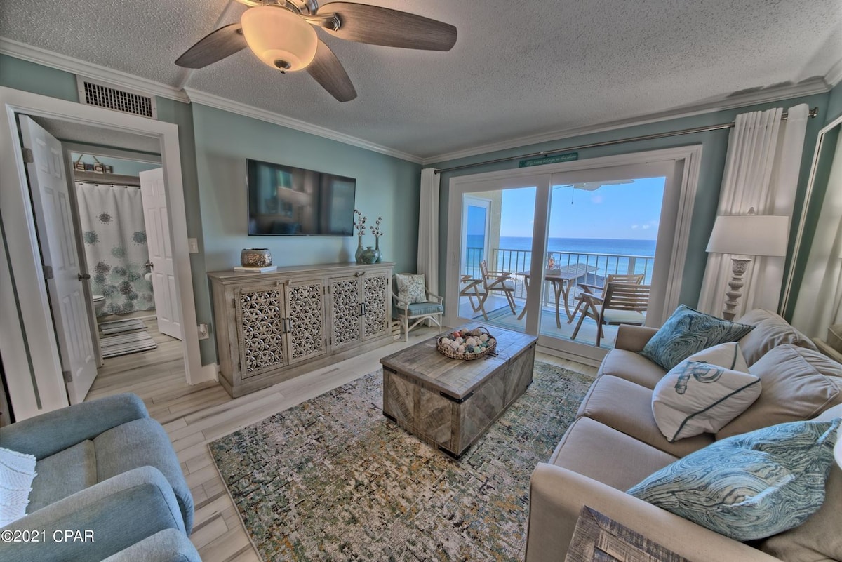 Popular Airbnb listing: Beachfront, OceanView, Heated Pool, Hot Tub & More in Lower Grand Lagoon