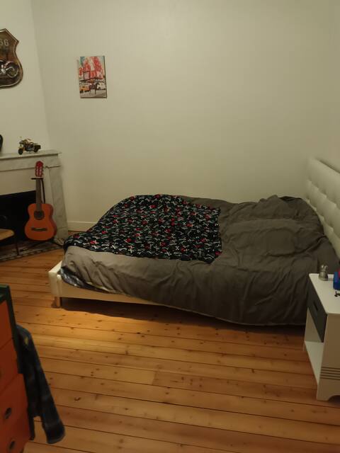 3 rooms available