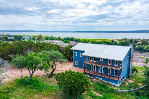 Exclusive 6Kbeds, 4.5bath, WOW lake views, firepit