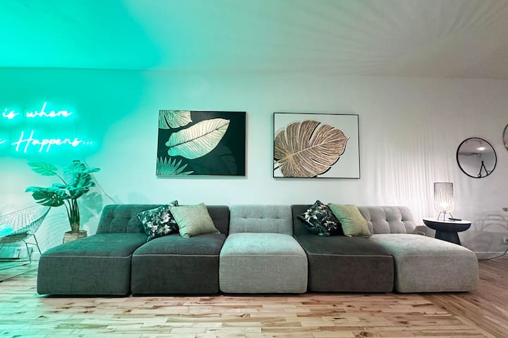 Playful 3BR Oasis for 11