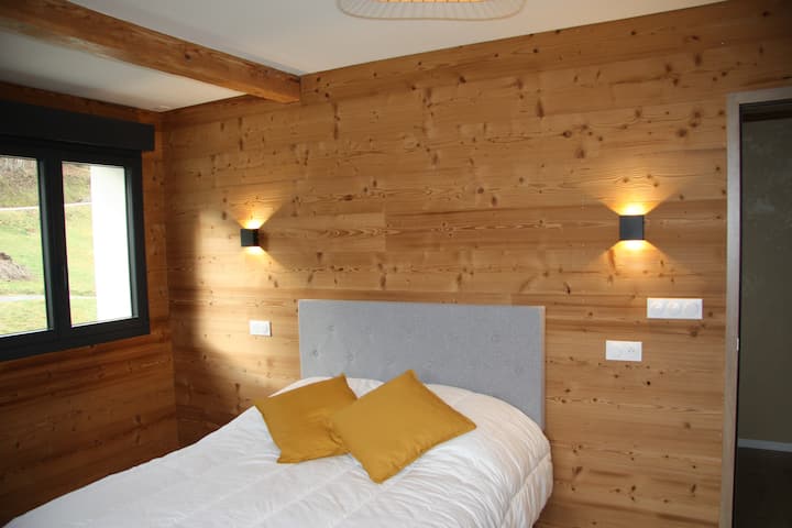 Soba 2 s pogledom na padine