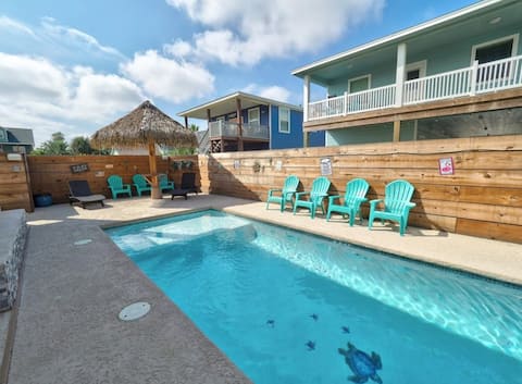Successful Airbnb property: Bella Vita, Private Pool, Golf Cart, Pet friendly in Port Aransas