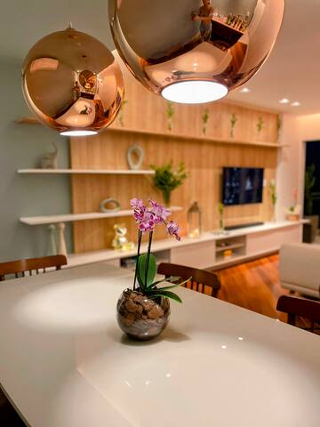 Alto Leblon Oasis: Modern Luxury & Iconic Views gallery image 2