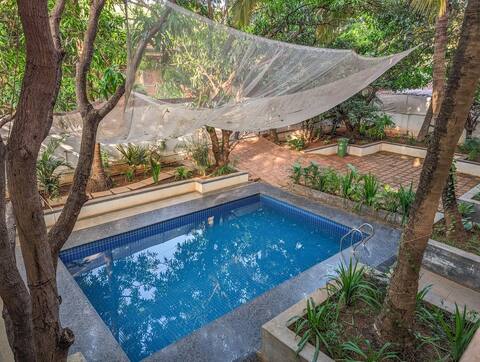 Morjim Beach+pool luxury villa