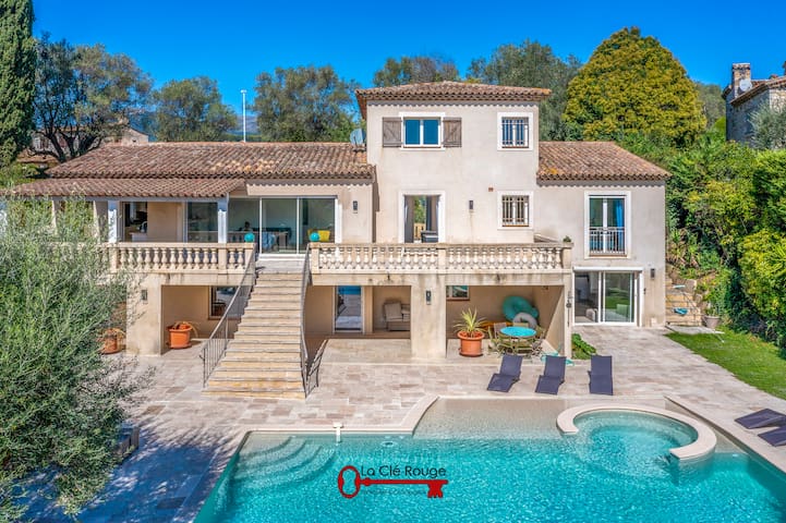La Clé Rouge managed Airbnb listing 1
