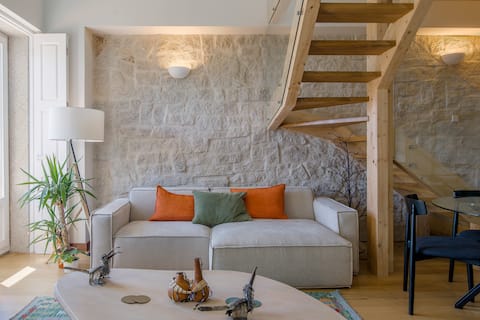 Popular Airbnb listing: Portobliss Apartment @bydixos in Porto