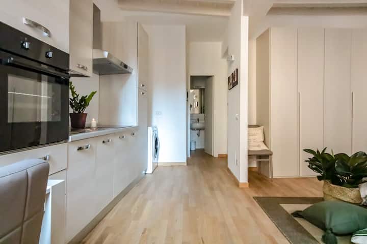 4 Stanze @ 4 Vie - Crema