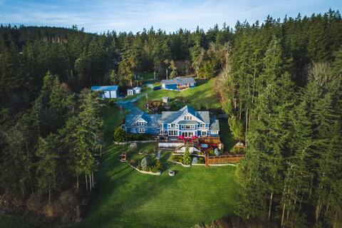 Whidbey Nice: Modern 5-Acre Family Retreat w/ View