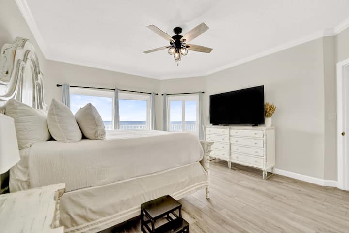 ห้องสวีทหน้าอ่าวใหญ่รอคุณอยู่