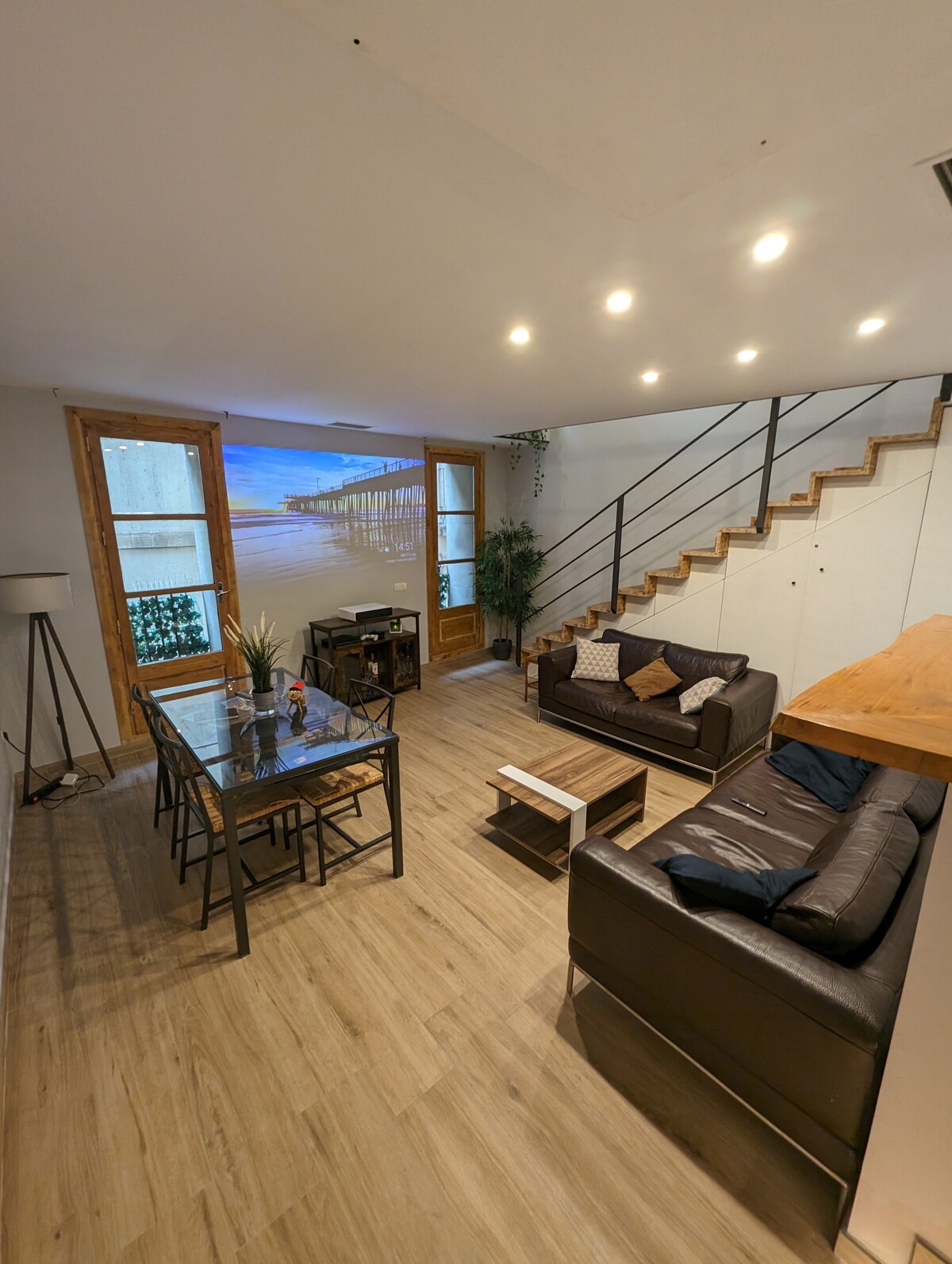 Top performing Airbnb: Private Room in the heart of Born in Sant Pere, Santa Caterina I La Ribera