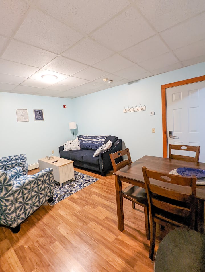 Free Breakfast_downtown Cozy 1br Apartment A - Bar Harbor, ME