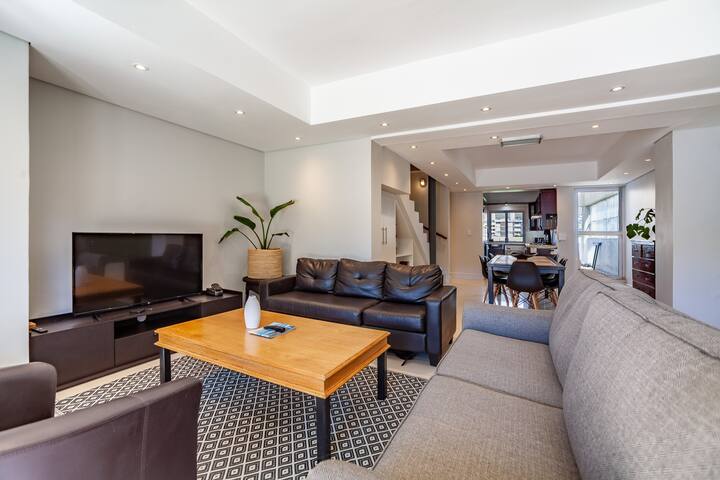 115 on Kloof (No Loadshedding) gallery image 5