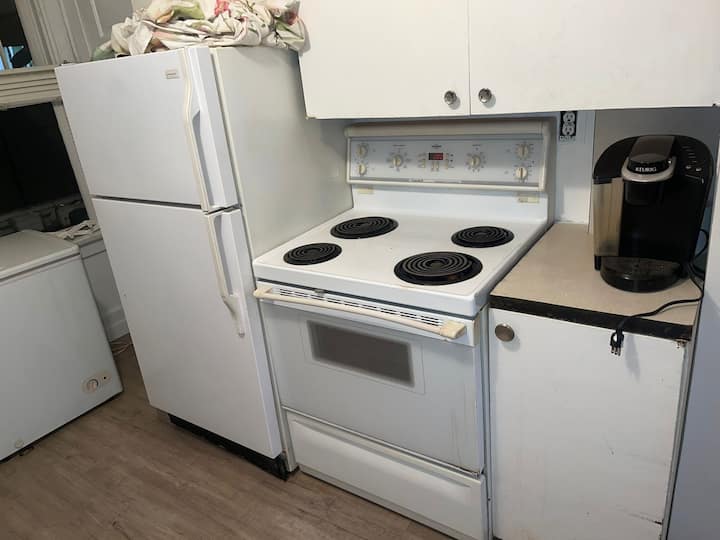 A Place For Sleep Over - Penticton