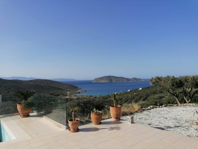 Tholos Bay Villas, Crete gallery image 2
