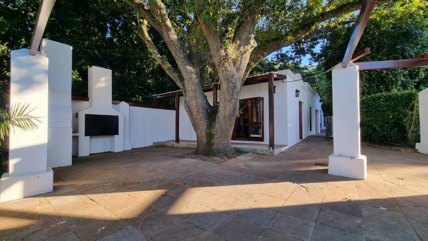 Cosy cottage with stunning views gallery image 2