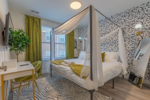 Opulence in Olive w/ Free Park|2Bath+20% OFF 5Days