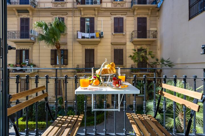 ArtNap Boutique – Chiaia sul Mare-Centro-metro2min gallery image 3