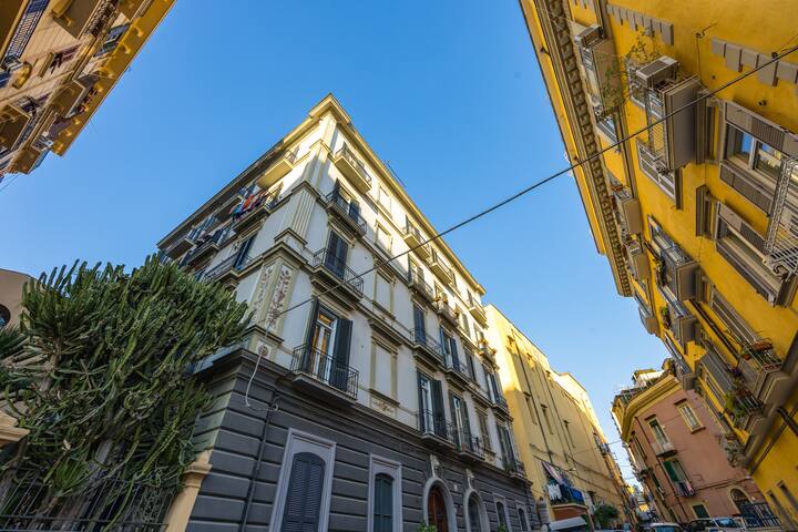 ArtNap Boutique – Chiaia sul Mare-Centro-metro2min gallery image 5