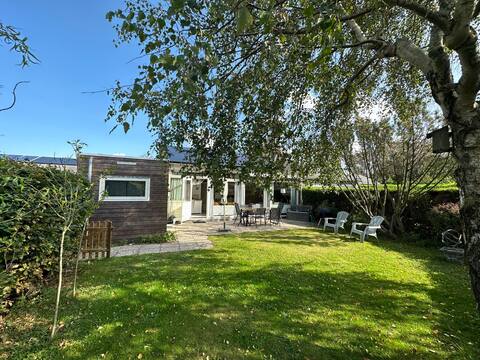 Boerenslag 22 holiday home close to the beach!
