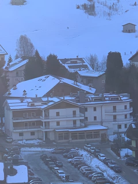 Three-room apartment in the center of Aprica