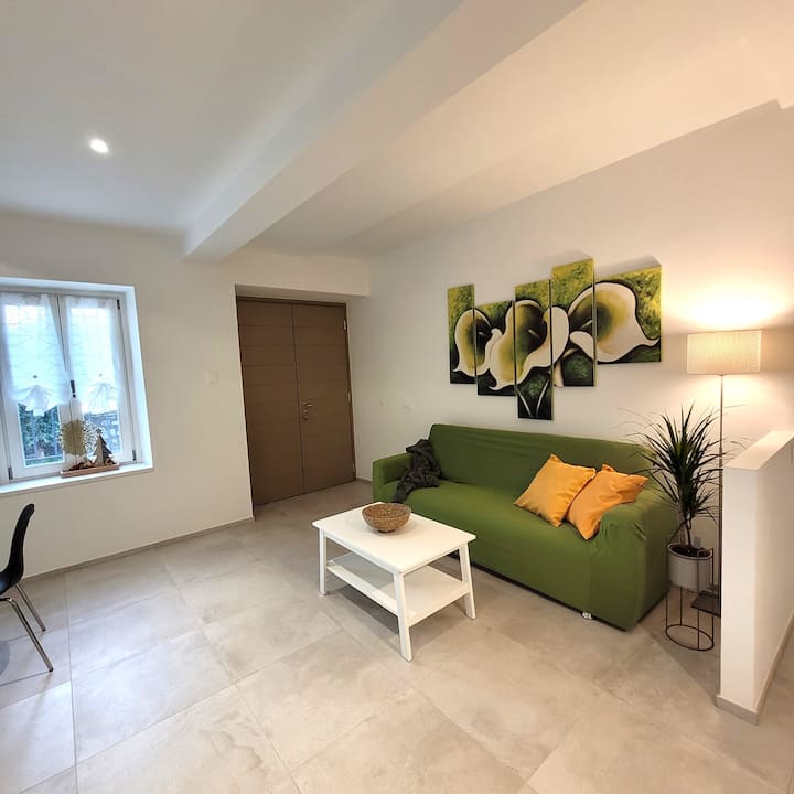 მისაღები ოთახი