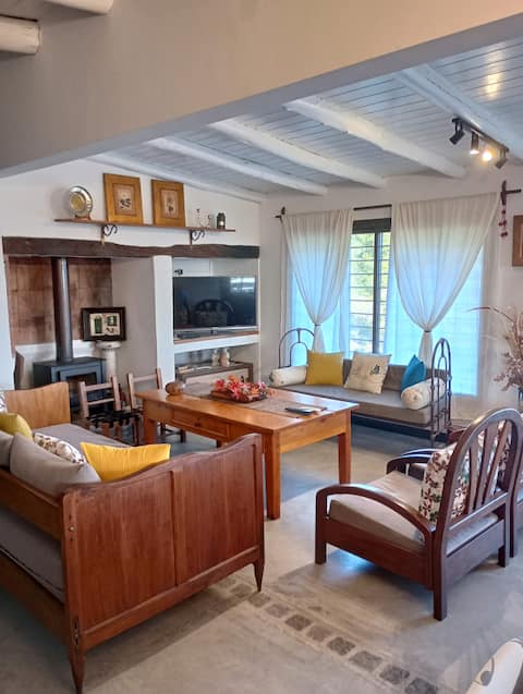 Airbnb con mejor rendimiento: Las Tazanas, San Clemente Beach en Departamento Santa María
