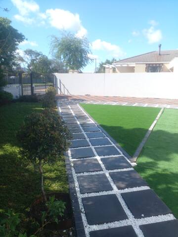 Capetown Adilo Villa 2 gallery image 4