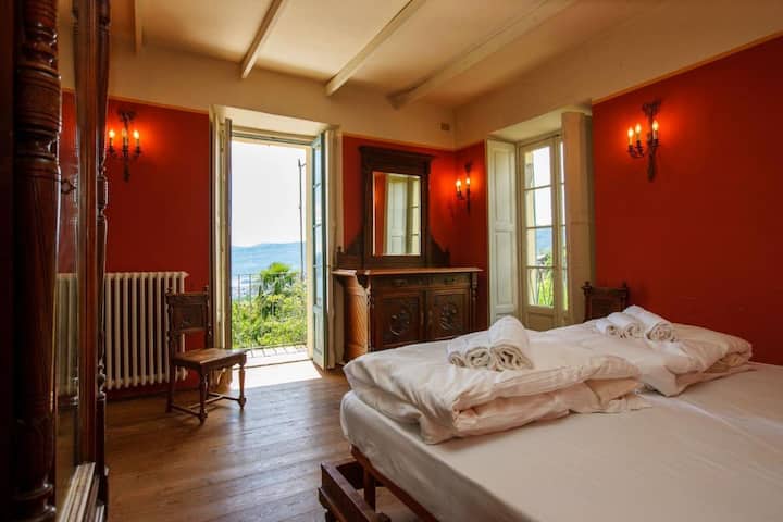 საძინებელი 1