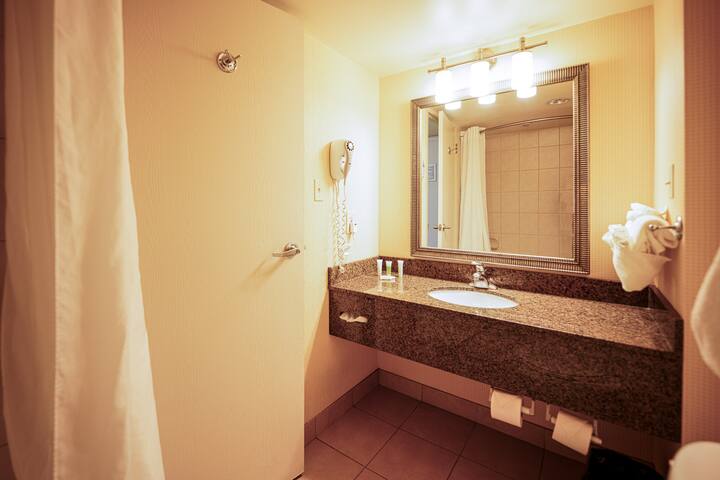 Amenida Residences + Hotel managed Airbnb listing 1