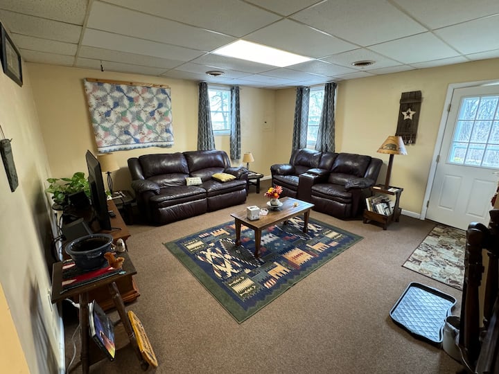 Windy Hill Garden Lodge - Nazareth, PA