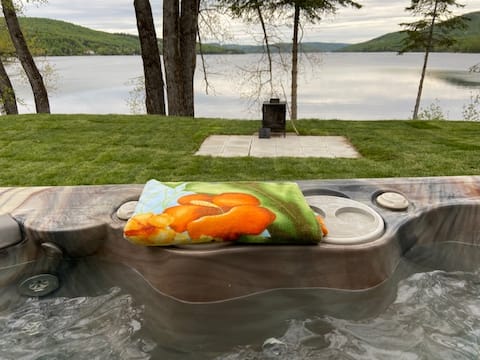 Lake Edge Cottage, Hot Tub, Pool Table, Private Land