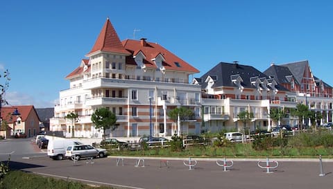 Top Airbnb: Furnished 2-room apartment Dives-sur-Mer in Dives Sur Mer