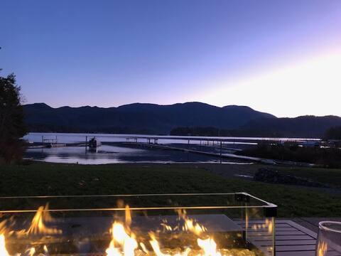 Lake and the Fig