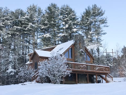 Modern Cabin Near Okemo & Killington with Hot Tub