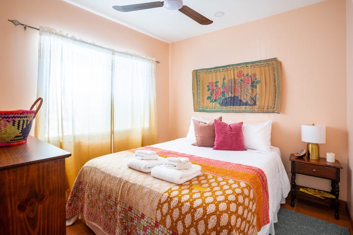 Spavaća soba s bračnim krevetom (širine 150 - 17