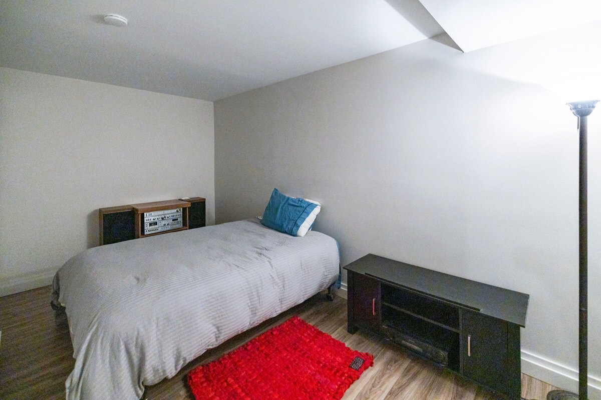 საძინებელი 3