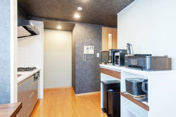 Downtown.Unforgettable journey#604 gallery image 3