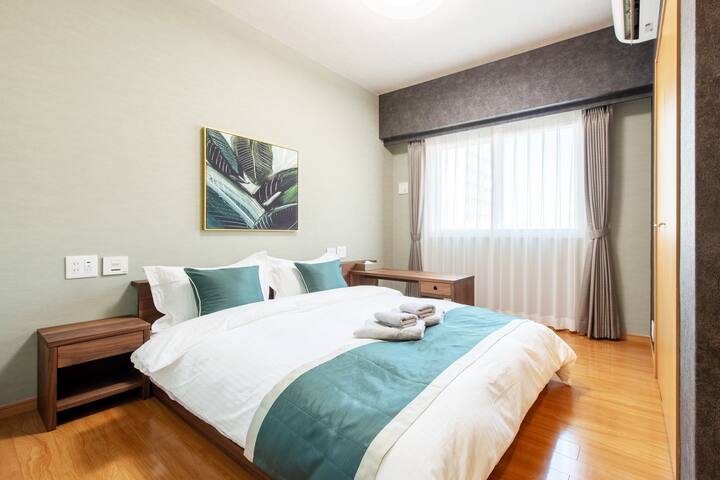 Downtown.Unforgettable journey#604 gallery image 4