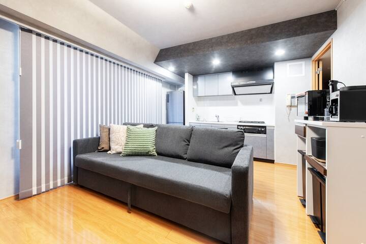 Downtown.Unforgettable journey#901 gallery image 3