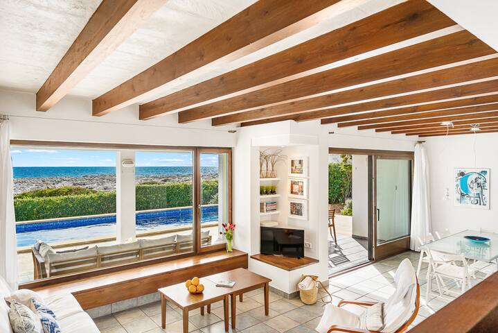 Gorgeous sea view villa in Cap d’en Font, Menorca gallery image 4