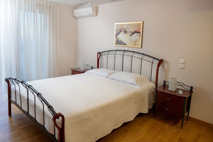 საძინებელი 1