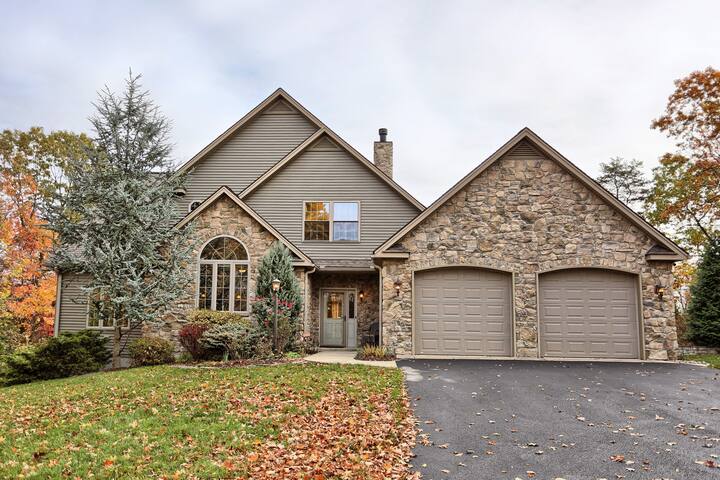 Aunt Susie'S Country Vacations managed Airbnb listing 3
