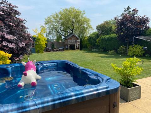 House with hot tub, Stamford