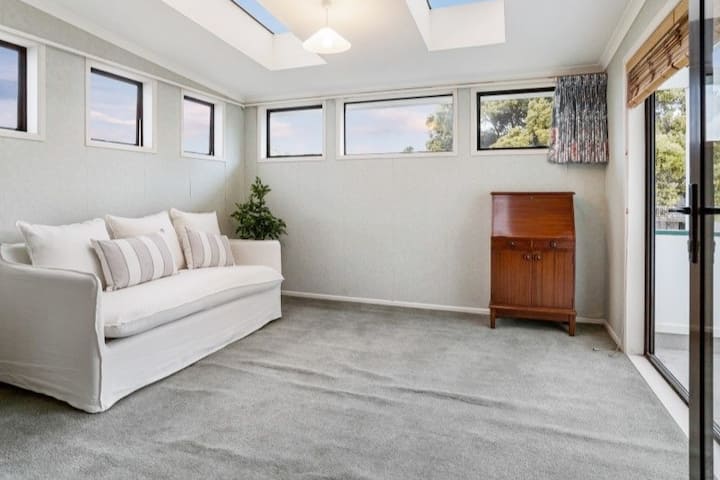 Large Home In Mount Maunganui - Tauranga