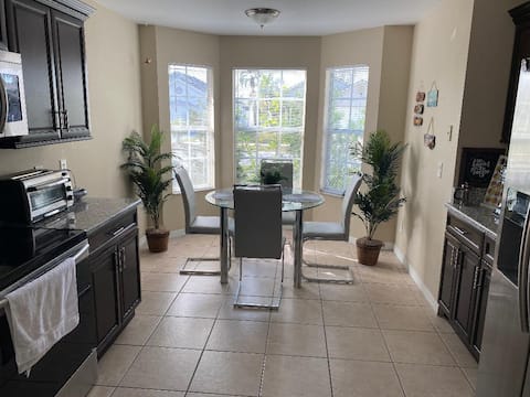 Quiet home near all attractions