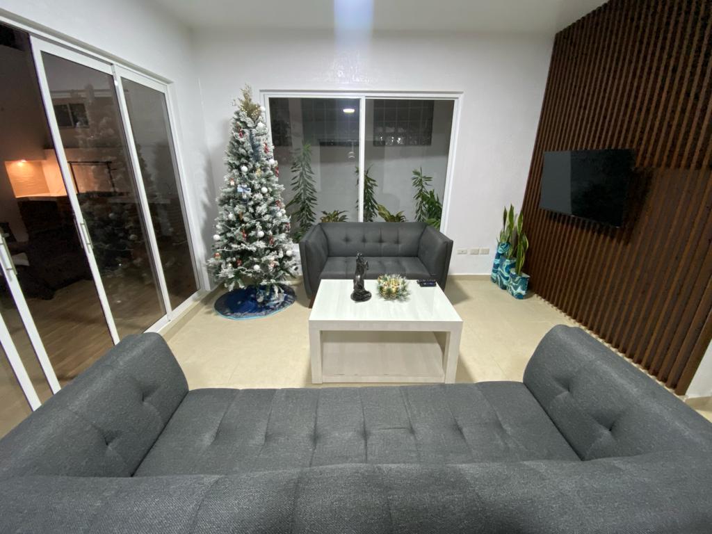 Airbnb con mejor rendimiento: Wonderful Blue House with a pool en Supermanzana 326