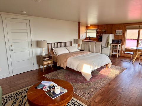 Room in Historic Craig Home