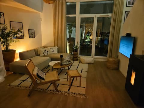 Luxury Suite at the Gates of Paris