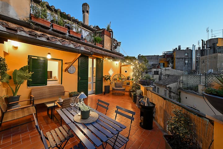 Design penthouse near Piazza Navona