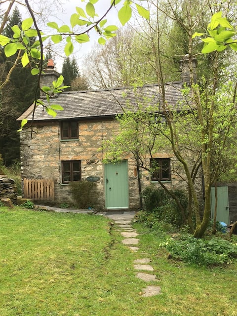 Glan Lledr Riverside cottage, nr. Betws y Coed